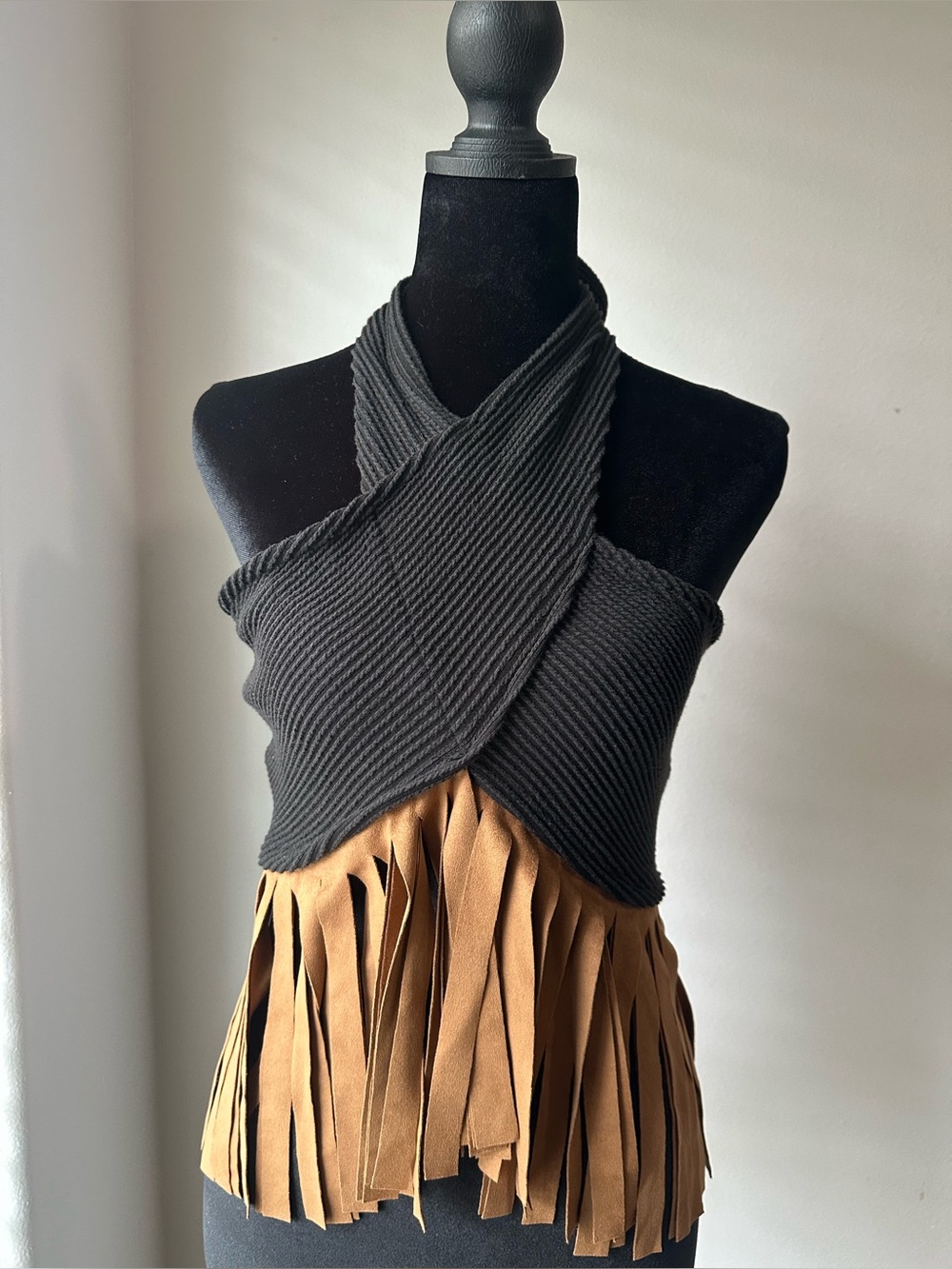 Black Ribbed Knit Fringe Halter Top with Tan Suede Fringe 🤠🐄